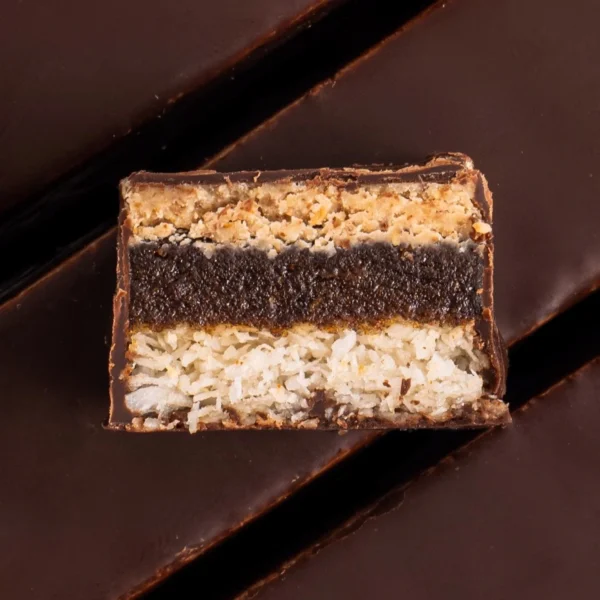Шоу-бокс шоколадних батончиків "Coconut Cookie + Almond" фото